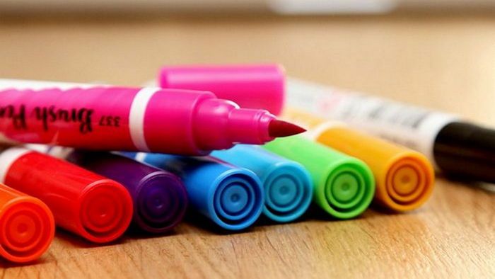 5 бюджетных и легких способов отчистить пятна от маркера 5 бюджетных и легких способов отчистить пятна от маркера