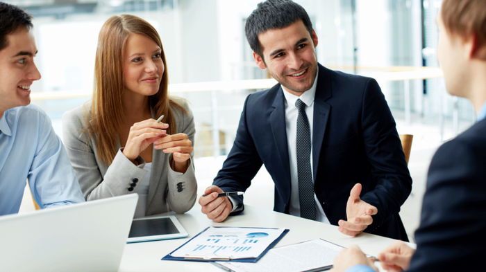 10 ошибок, которые могут навредить вашей карьере 10 ошибок, которые могут навредить вашей карьере