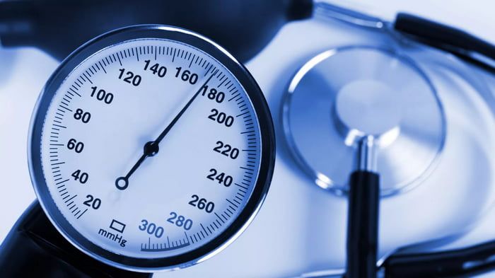 Какие действия могут спровоцировать повышение артериального давления?