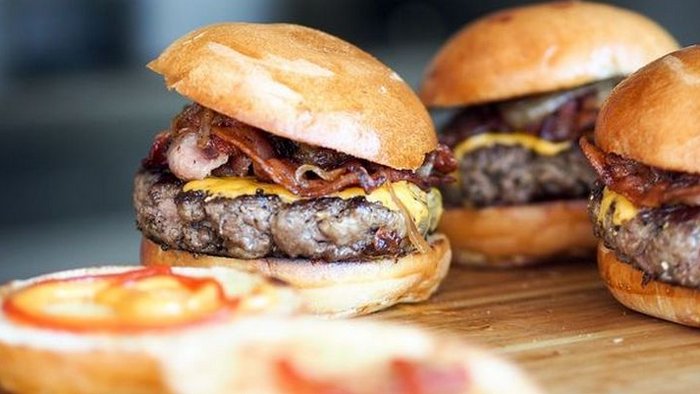 Какие продукты следует исключить из рациона мужчин Какие продукты следует исключить из рациона мужчин