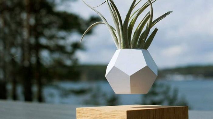 5 парящих гаджетов, которые “нарушают законы физики” 5 парящих гаджетов, которые “нарушают законы физики”