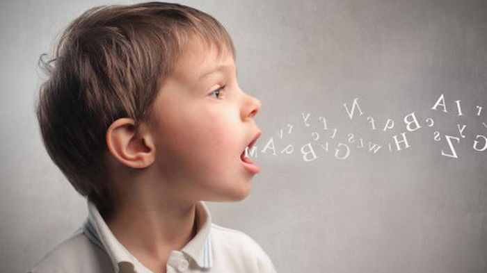 Комаровский рассказал о заикании у ребенка и назвал главные ошибки родителей Комаровский рассказал о заикании у ребенка и назвал главные ошибки родителей