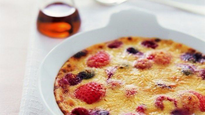 Легкая диетическая ягодная запеканка Легкая диетическая ягодная запеканка