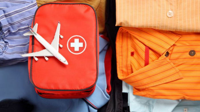 Аптечка туриста или какие лекарства брать в дорогу