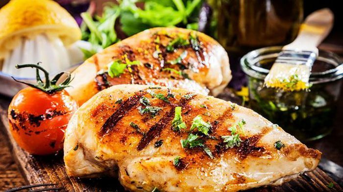 Готовим маринованное куриное филе с йогуртом Готовим маринованное куриное филе с йогуртом