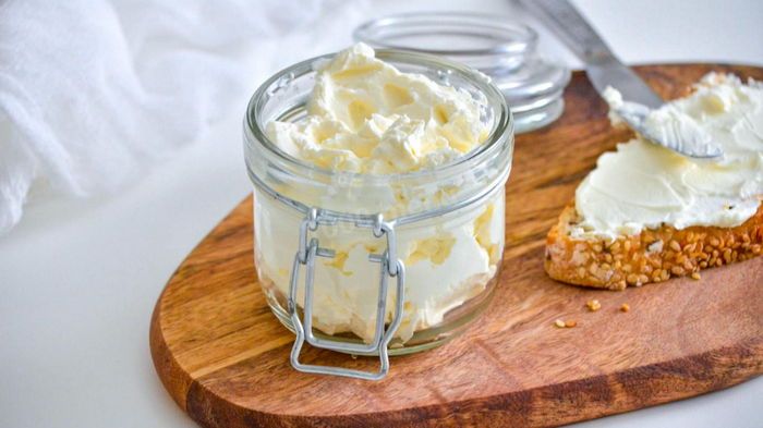 Как самостоятельно приготовить сыр «Филадельфия» Как самостоятельно приготовить сыр «Филадельфия»