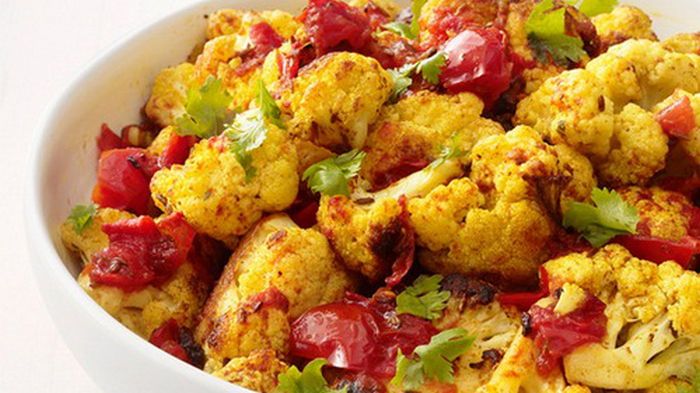 Жареная цветная капуста с куркумой