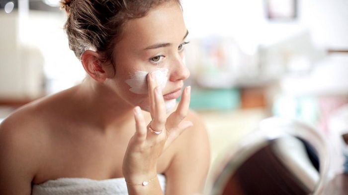 Маска для лица с эффектом ботокса