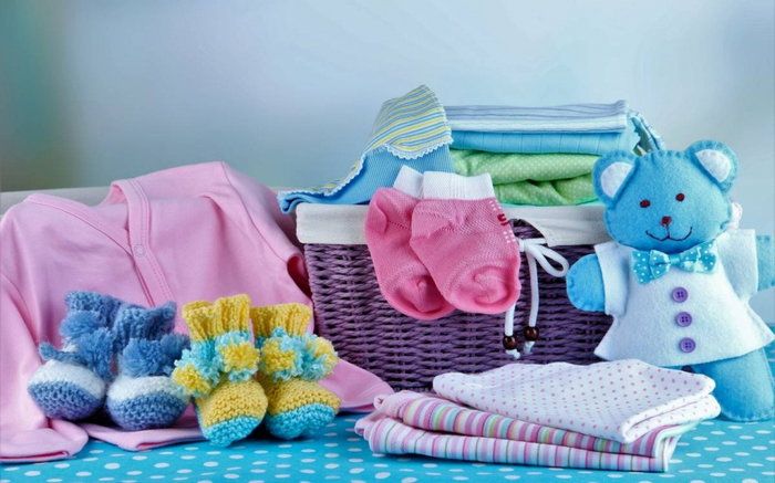 Какие детские вещи нельзя покупать из рук, а какие можно