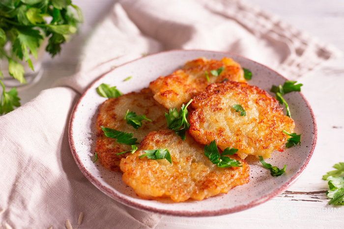 Классические драники без муки и яиц Классические драники без муки и яиц