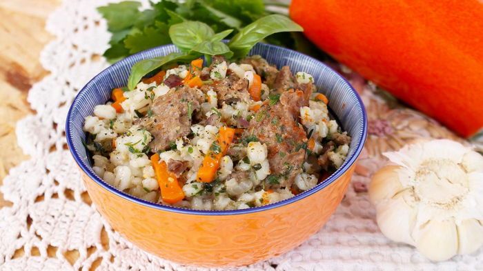 Тушенка из курицы с перловкой