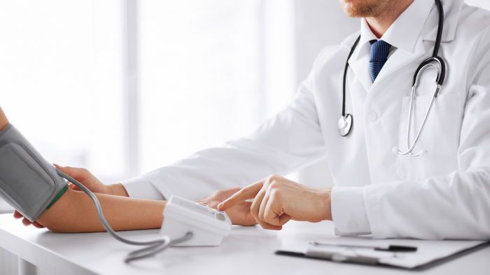 Все о низком давлении: что можно есть и пить, и что категорически нельзя делать