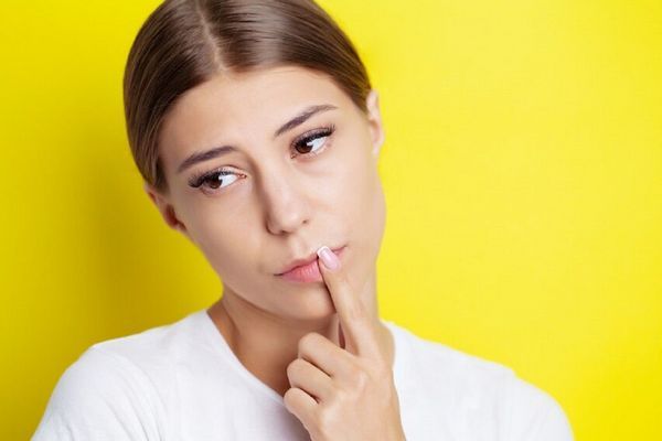 Дефицит каких витаминов может спровоцировать появление герпеса