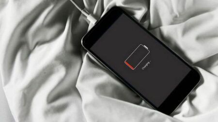 Как подзарядить смартфон при отсутствии электричества: самые простые способы