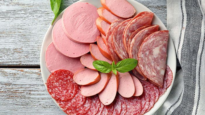 Лучшая колбаса, в которой минимум добавок и никакого крахмала Лучшая колбаса, в которой минимум добавок и никакого крахмала