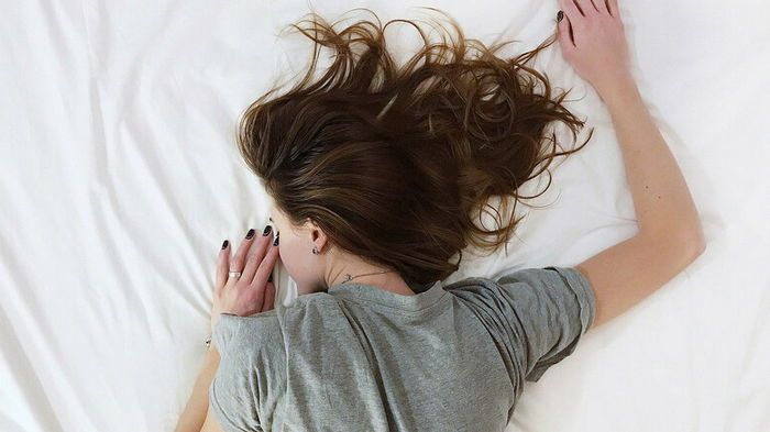 Почему опасно отсыпаться в выходные