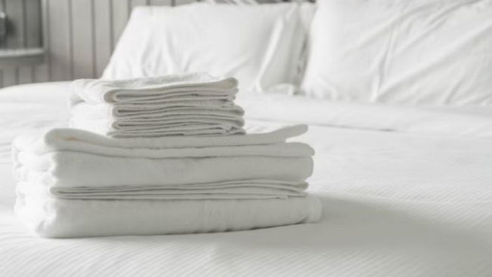 Как часто нужно менять постельное белье: ответ специалистов