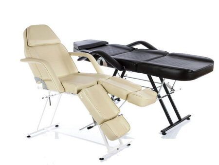 Косметологическая кушетка: как правильно сделать выбор?