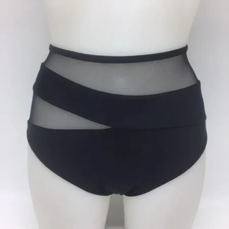 Варіанти пляжних плавок для підкреслення силуету