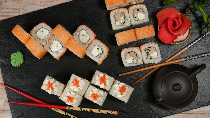 Какие бывают сеты суши и в чем их особенности