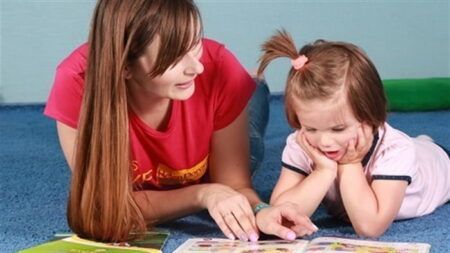 Від Л до Р: книжки, які навчають говорити