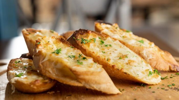 Мягкий и вкусный: рецепт пышного лукового хлеба