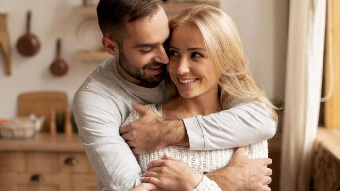 10 эффективных способов, которые точно помогут понравиться девушке