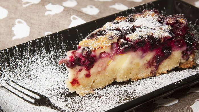 Самый простой и быстрый рецепт ягодного пирога