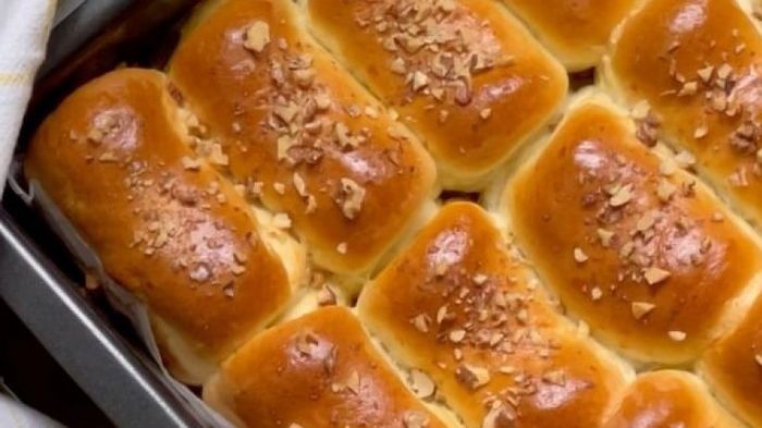 Вкуснее, чем у бабушки. Рецепт нежнейших булочек с вареньем и орехами