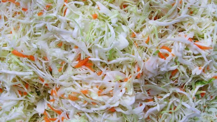 Эту ошибку многие допускают: какую соль выбрать для соления капусты Эту ошибку многие допускают: какую соль выбрать для соления капусты