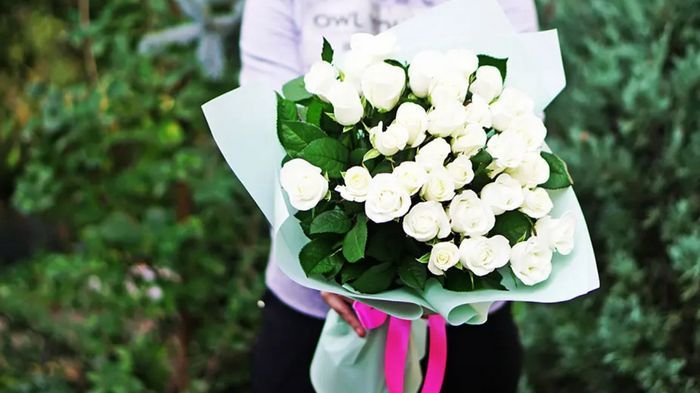 Доставка цветов: преимущества услуги