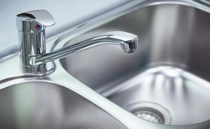 99% хозяек не знают этого: как отмыть раковину из нержавейки от пятен и налета