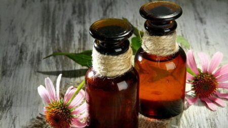 Косметичні запашки: призначення та аромати