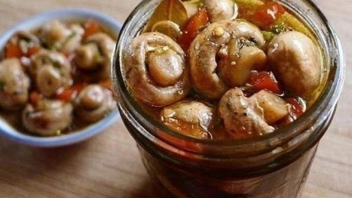 Быстрые маринованные шампиньоны дома