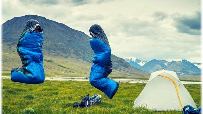 Как выбрать туристический спальный мешок