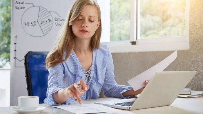 Как инвестировать деньги, чтобы не «прогореть», а заработать: 4 правила от финансиста