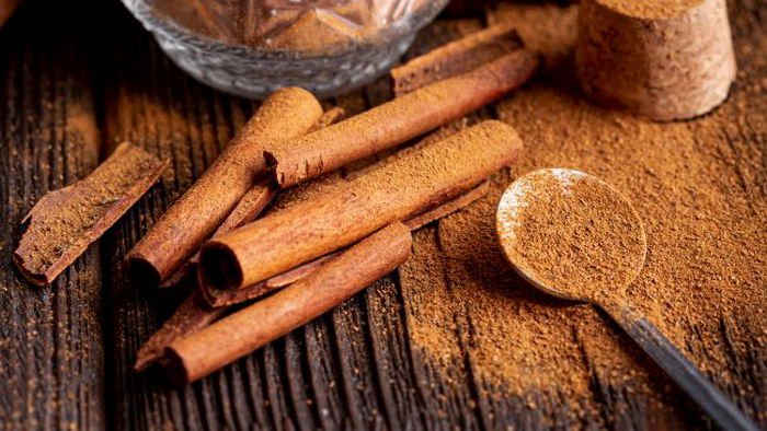 Чем полезна корица и кому ее следует включить в рацион Чем полезна корица и кому ее следует включить в рацион