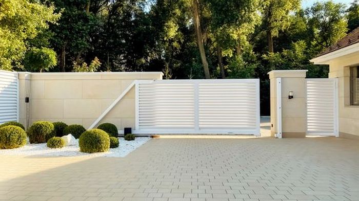 Паркан жалюзі: особливості вибору та переваги Паркан жалюзі: особливості вибору та переваги