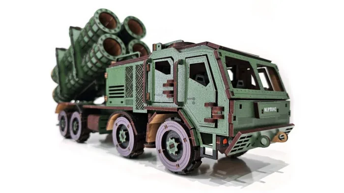 Симбиоз искусства и инженерии: как создание деревянных 3D пазлов воспроизводит детали военной техники Симбиоз искусства и инженерии: как создание деревянных 3D пазлов воспроизводит детали военной техники