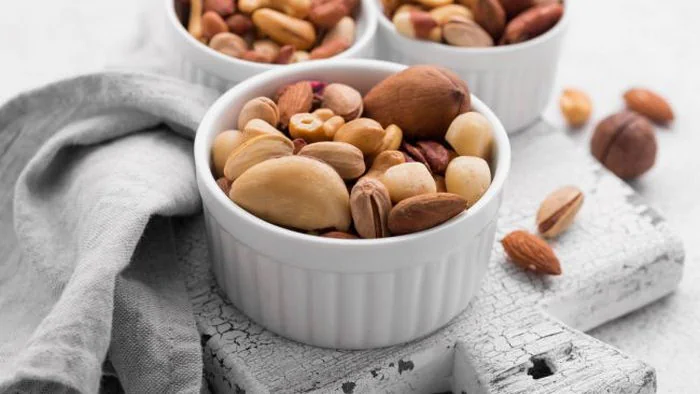 Защищают сердце и мозг: какие орешки очень полезны для здоровья