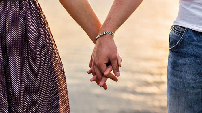 7 признаков того, что вы несчастливы в отношениях: обратите внимание