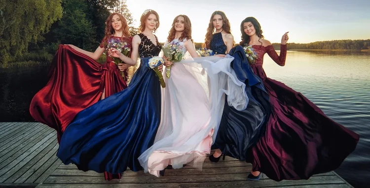 Тенденции 2024 года в выпускных платьях