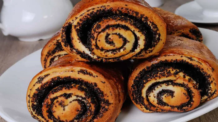 Идеальны к чаю: рецепт вкусных булочек с маком