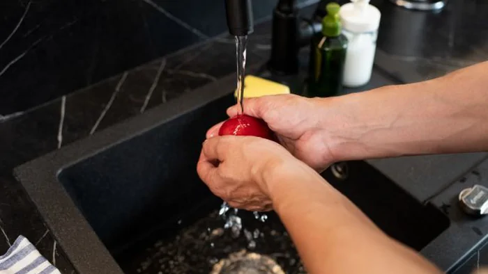 Действительно ли можно вымыть пестициды из овощей: простая хитрость Действительно ли можно вымыть пестициды из овощей: простая хитрость