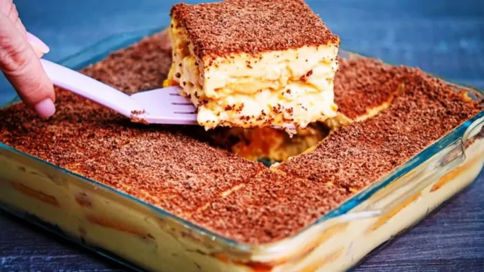 Духовка не понадобится: как приготовить быстрый торт «Мандариновый рай»