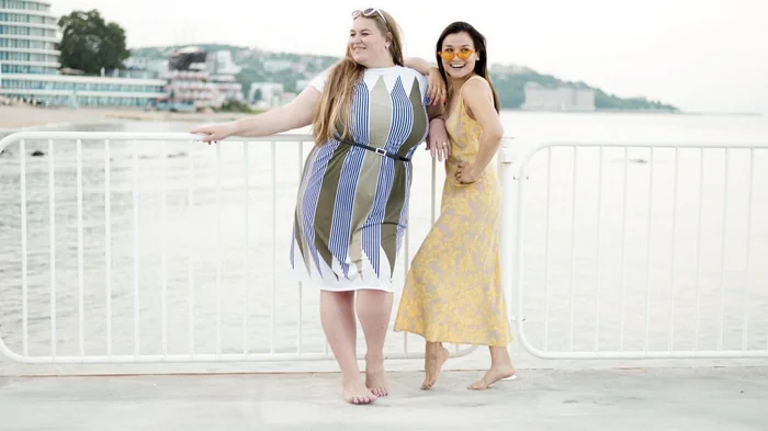 Эта стильная одежда спасет от летней жары: подходит женщинам с любым типом фигуры