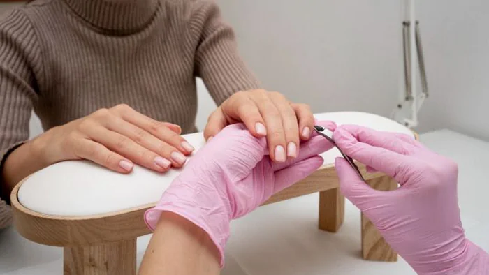 Вот что обязательно нужно сделать перед тем, как подпилить ногти пилочкой Вот что обязательно нужно сделать перед тем, как подпилить ногти пилочкой