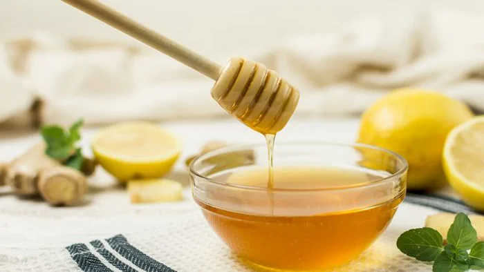 Фитнес-тренер рассказал, нужно ли заменять сахар медом Фитнес-тренер рассказал, нужно ли заменять сахар медом