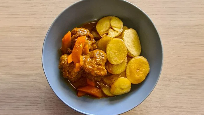 Фрикадельки с тушеными овощами: рецепт простого и невероятно вкусного ужина Фрикадельки с тушеными овощами: рецепт простого и невероятно вкусного ужина