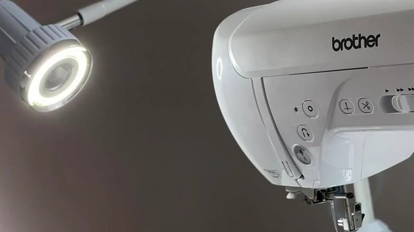 Светильники для швейных машин: освещение, которое превращает шитье в искусство